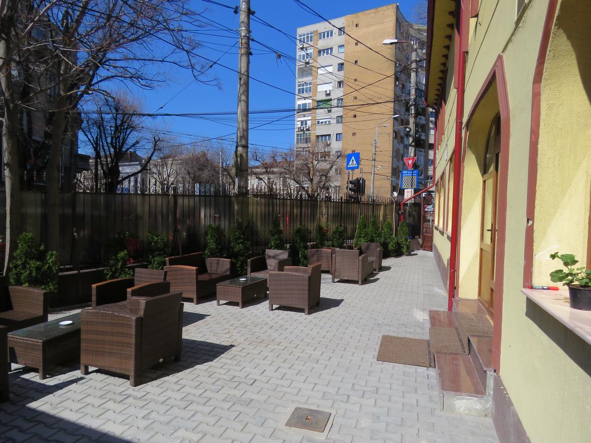 Hotel Foisor Bukarest Exterior foto
