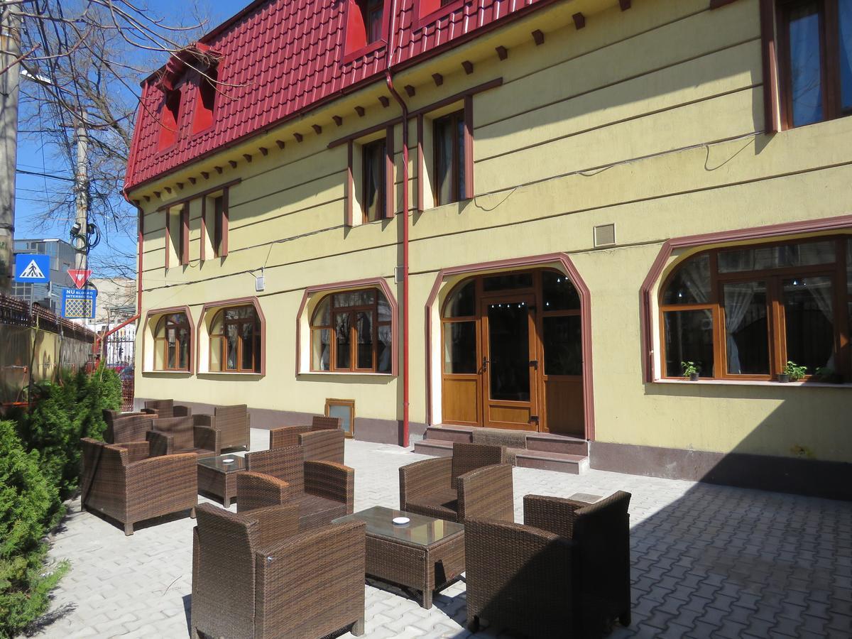 Hotel Foisor Bukarest Exterior foto